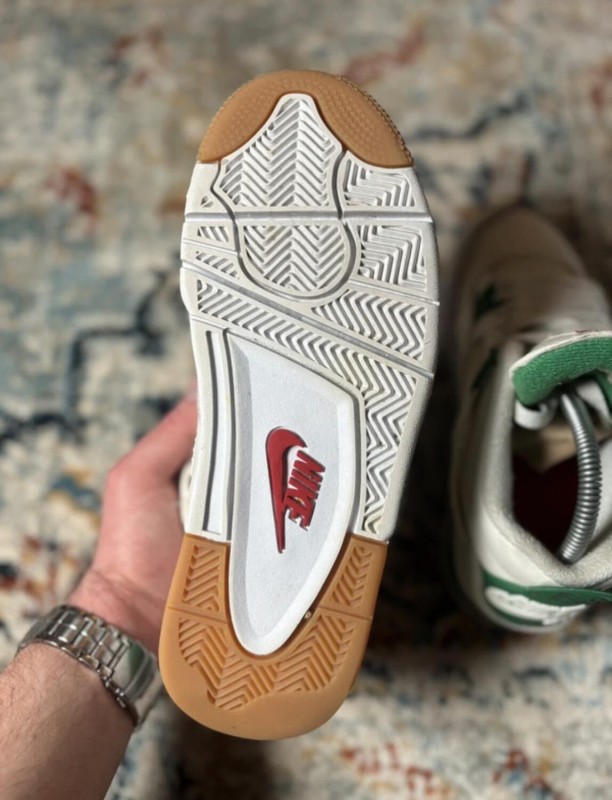 Air Jordan 4 SB Pine Green 2