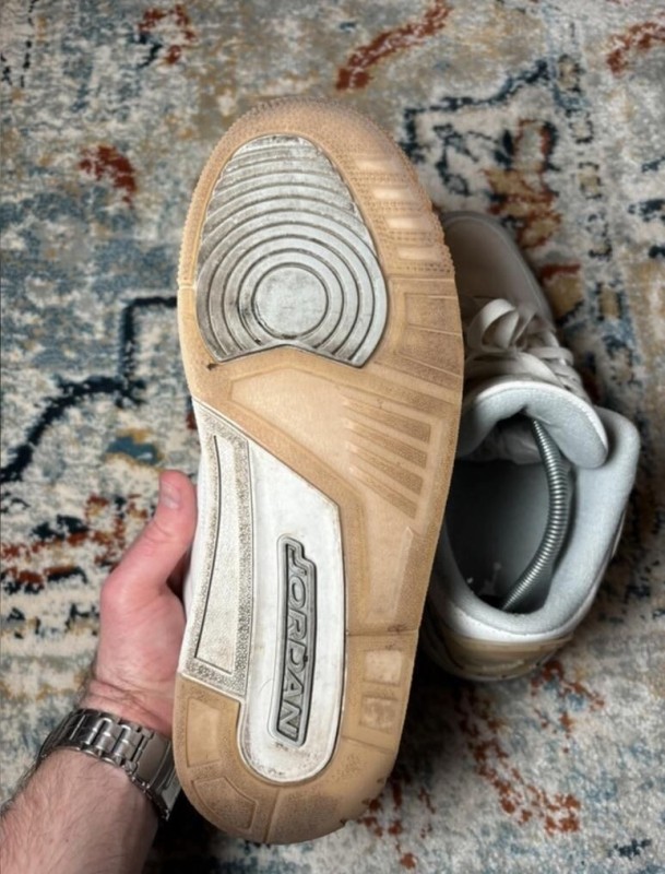 Air Jordan 3 Retro Craft Ivory 2