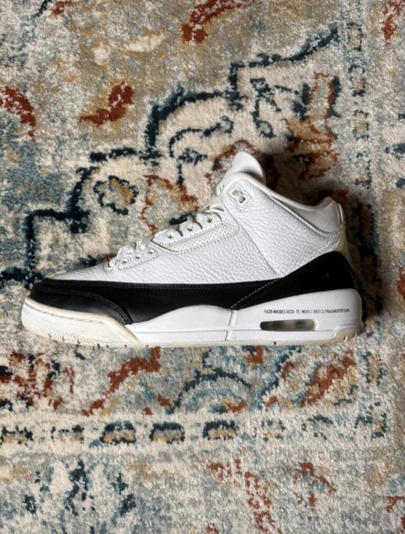 Air Jordan 3 Retro fragment