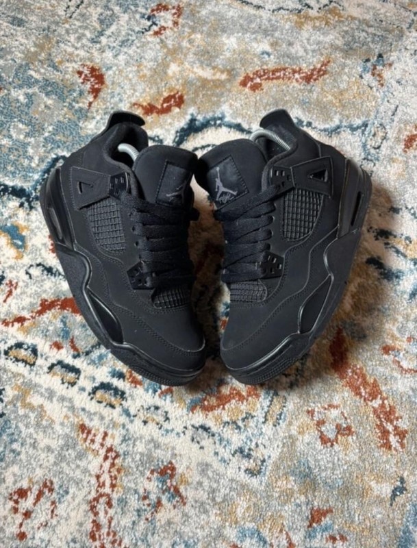 Air Jordan 4 Retro Black Cat