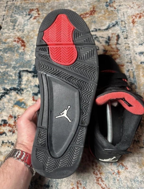 Air Jordan 4 Retro Red Thunder 2