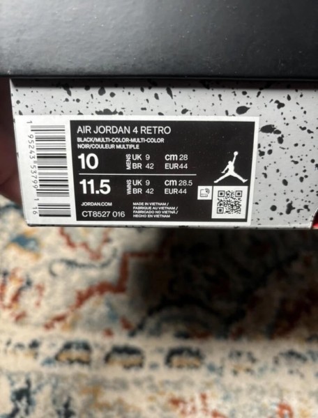 Air Jordan 4 Retro Red Thunder