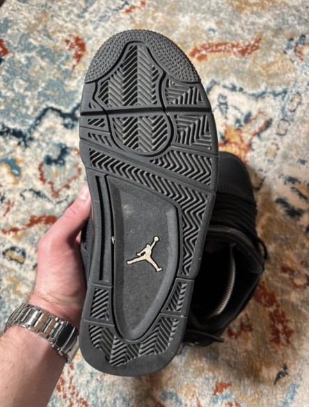 Air Jordan 4 Retro Black Cat