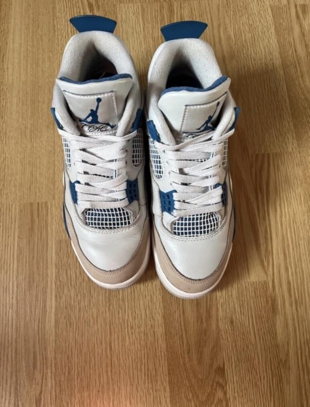 Air Jordan 4 Military Blue 2