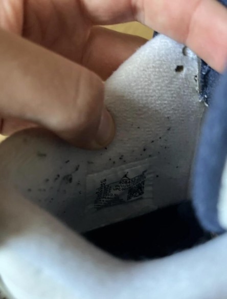 Nike air Jordan 4 midnight navy blue