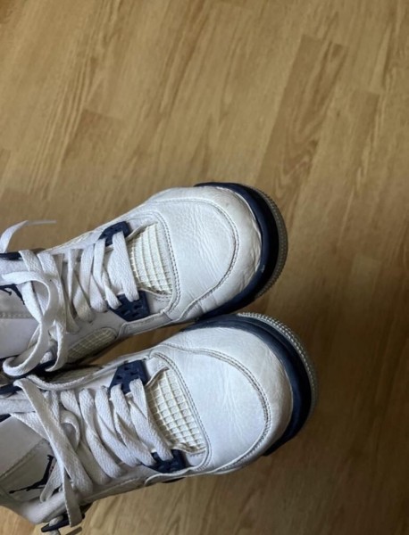 Nike air Jordan 4 midnight navy blue