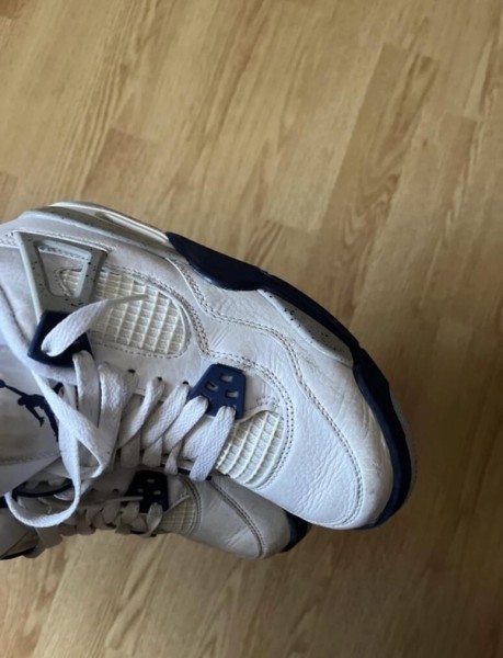 Nike air Jordan 4 midnight navy blue