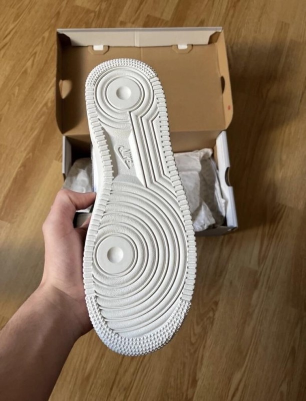 Air Force 1 marron caméléon blanche rose 2