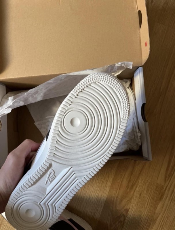 Air Force 1 marron caméléon blanche rose 2