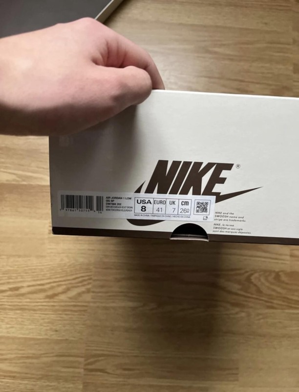 Air Jordan 1 Travis Scott velvet brown 2