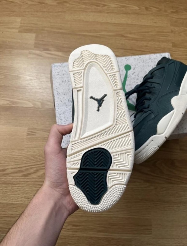 Jordan 4 Rm oxidized green 2