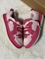 UGG Lowmel Lo Pink Bloom Multi 38