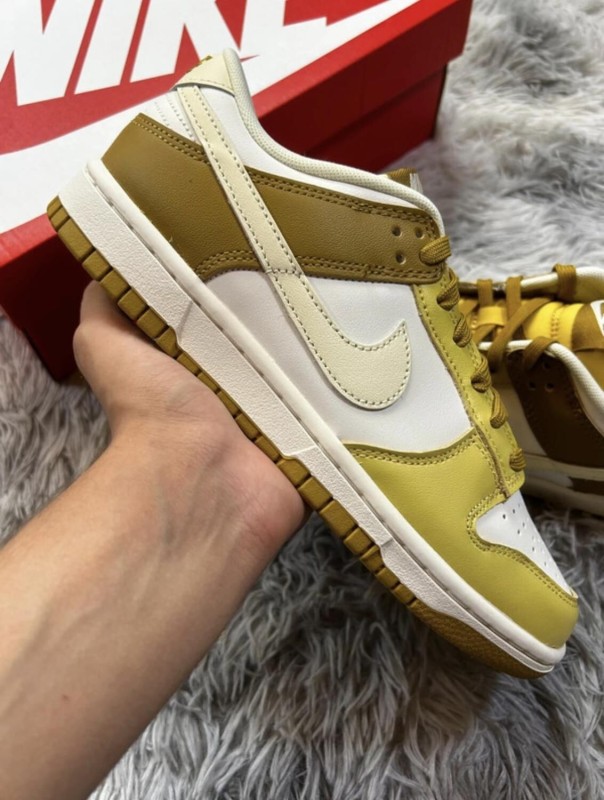 Nike dunk low retro bronzine coconut milk cream yellow 2