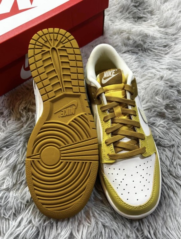 Nike dunk low retro bronzine coconut milk cream yellow 2