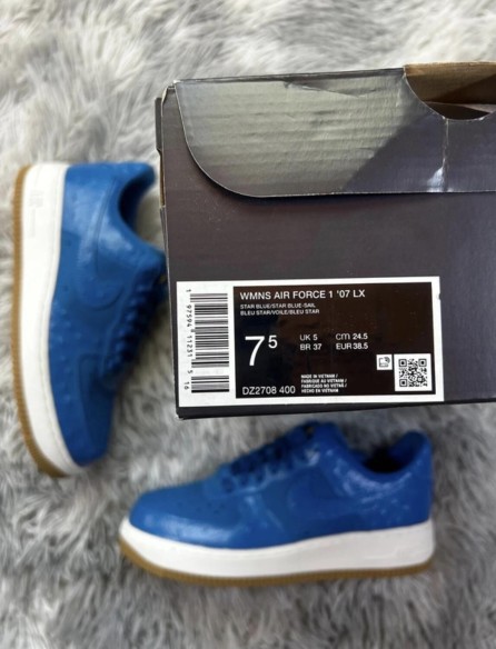 Nike Air force 1 07 LX star blue sail 38,5