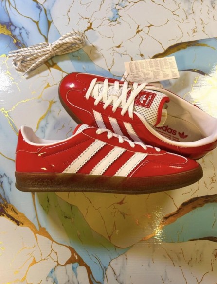 adidas gazelle red scarlet off white rouge vernis patent brillant TIKTOK - 40