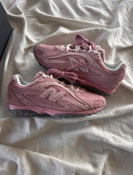 New balance NAKED 204I pink overdye white