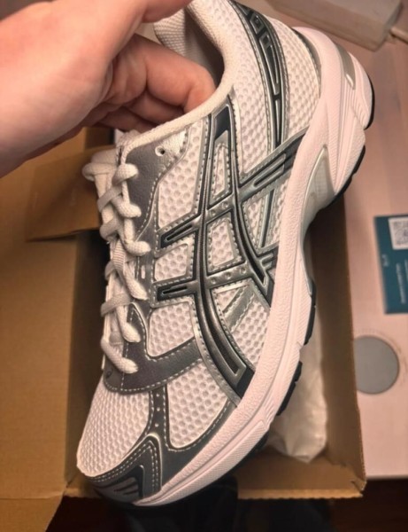 Asics 1130 white pure silver taille 43,5