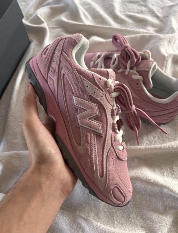 New balance NAKED 204I pink overdye white 2