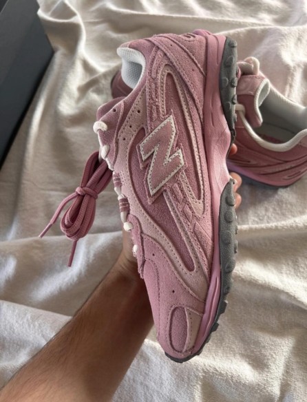 New balance NAKED 204I pink overdye white