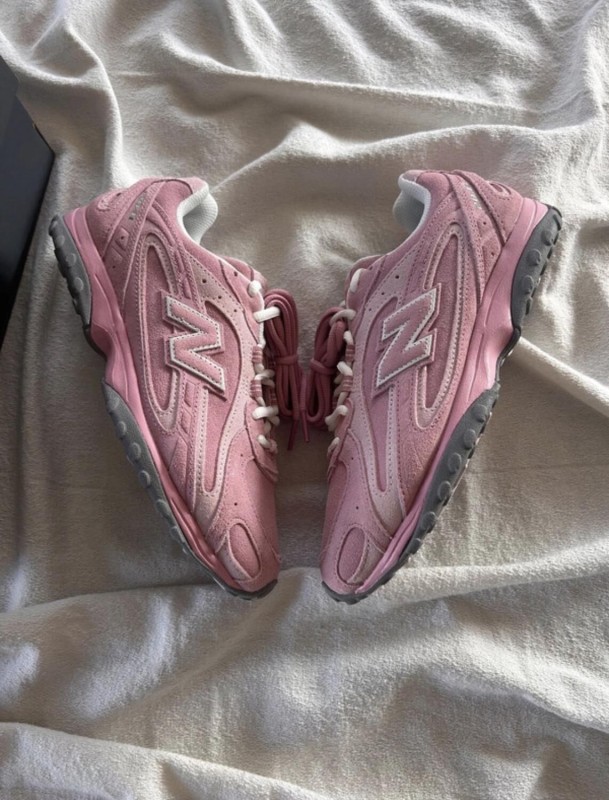 New balance NAKED 204I pink overdye white 2