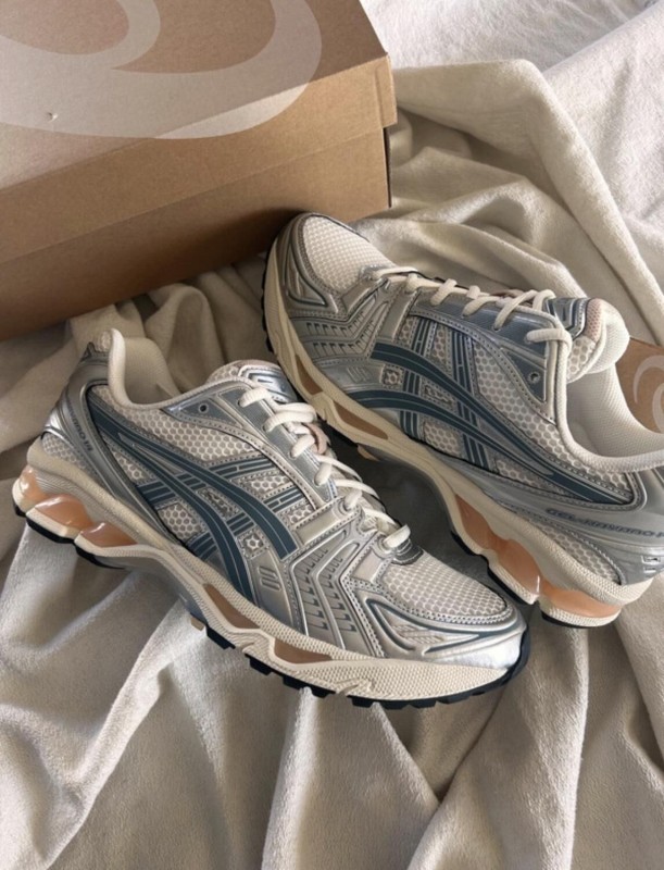 Asics kayano 14 white bouleaux argent pur or sarcelle orange Birch oak 2