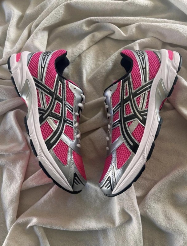 Asics gel 1130 neon pink glow silver 2