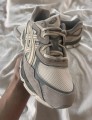 Asics NYC oyster grey cream