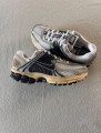 Nike zoom vomero 5 white thunder blue cream navy