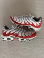 Air Max TN plus varsity red brillant blood white grey