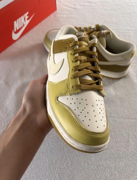 Nike dunk low retro bronzine coconut milk cream yellow