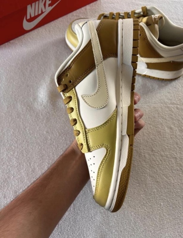 Nike dunk low retro bronzine coconut milk cream yellow 2