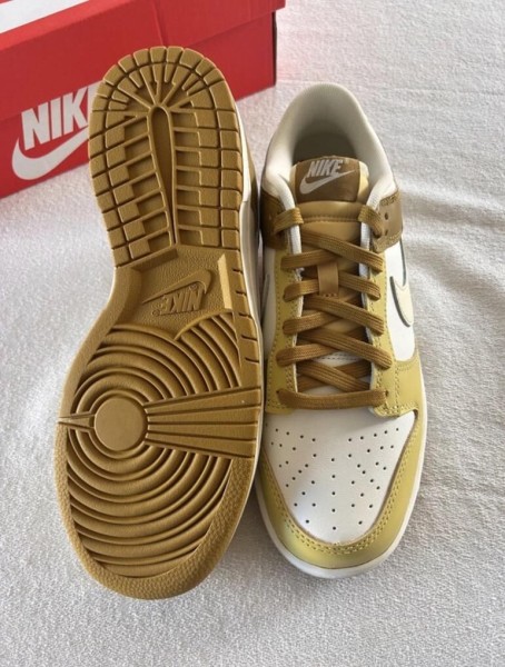 Nike dunk low retro bronzine coconut milk cream yellow
