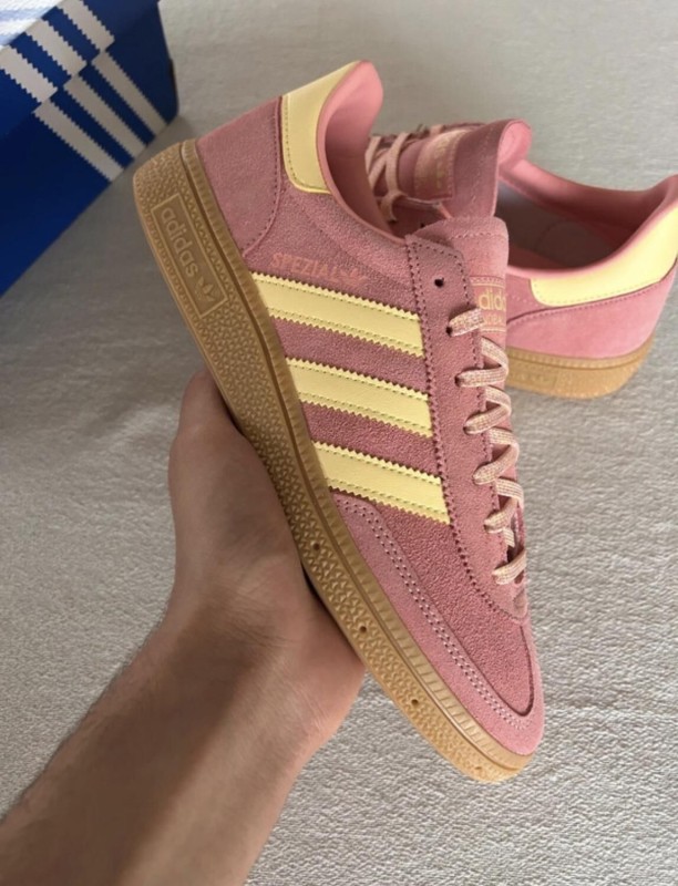 Spezial cream pink almost yellow ice 2