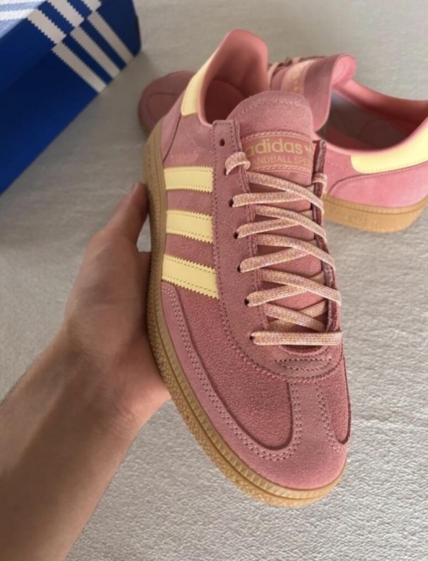 Spezial cream pink almost yellow ice 2