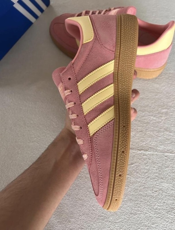 Spezial cream pink almost yellow ice 2
