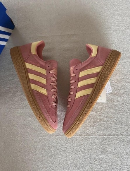 Spezial cream pink almost yellow ice