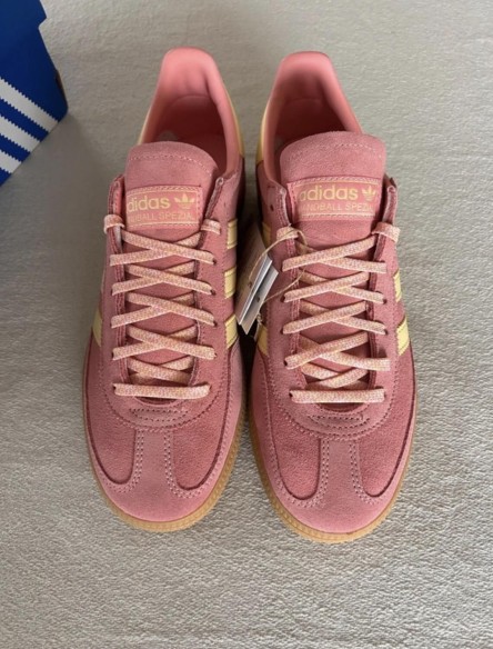 Spezial cream pink almost yellow ice