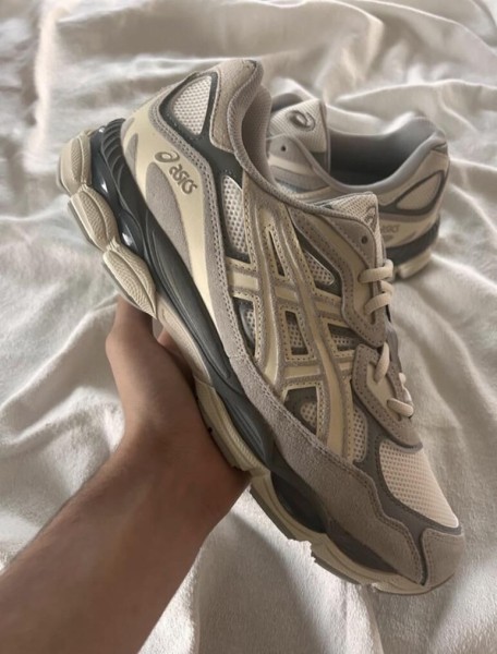 Asics NYC oyster grey cream