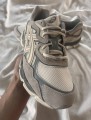 Asics NYC oyster grey cream