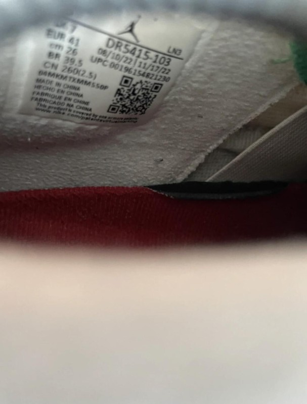 Jordan 4 SB Pine Green 2