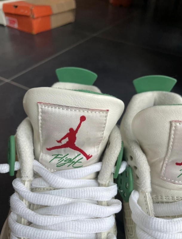 Jordan 4 SB Pine Green 2