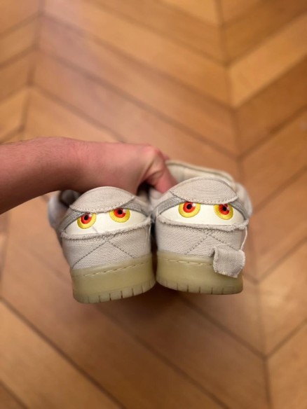 Nike SB Dunk Low Mummy