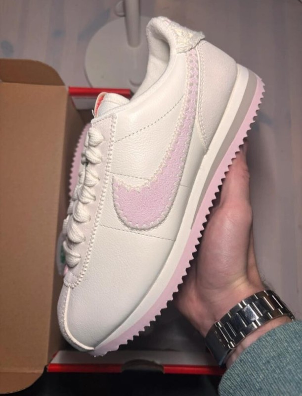 Nike corteiz valentin's day saint valentin taille 38