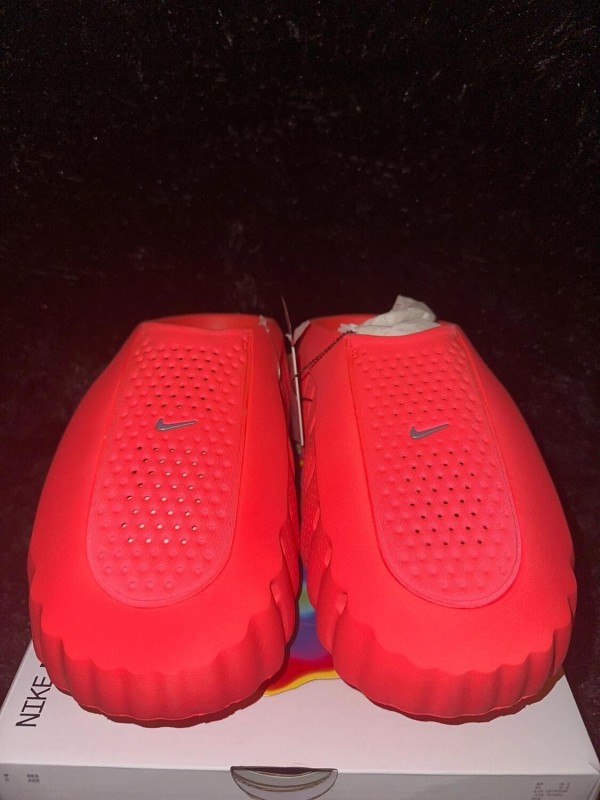 Nike Mind 001 Red