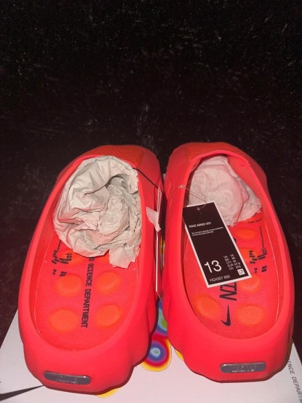 Nike Mind 001 Red