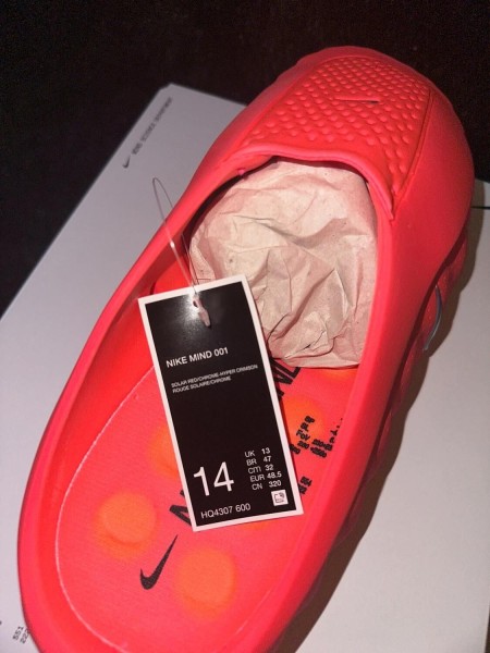 Nike Mind 001 Red