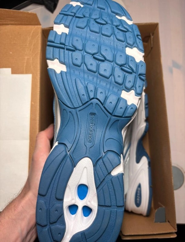 New Balance 740 blue agate taille 46,5 2