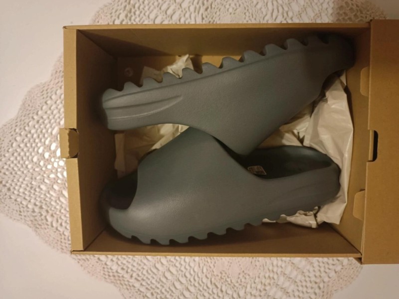 adidas Yeezy Slide Marine