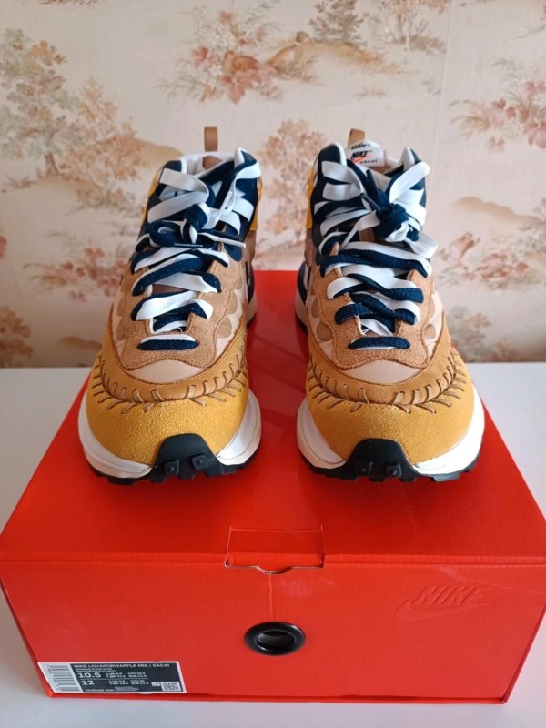 Nike x Sacai x Jean Paul Gaultier Vaporwaffle Sesame Blue 2